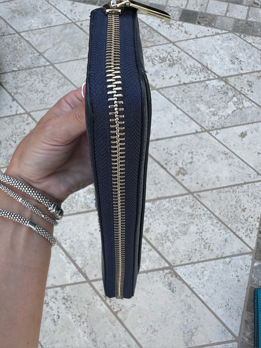 NWOT - Kate Spade Navy Zip-Around Leather Wallet - Picture 3 of 8